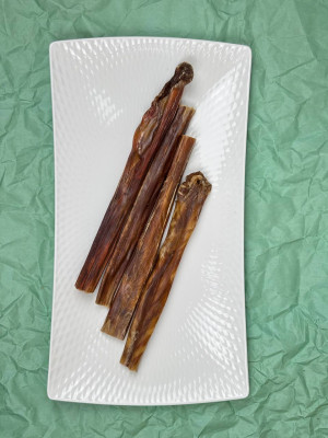 Пищевод говяжий сушеный Пищевод говяжий сушеный Когда питомец заслужил не просто поощрение, а орден «За выдающиеся заслуги в преданности и мимимишности».