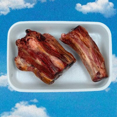 Хвосты говяжьи Хвосты говяжьи Хвосты говяжьи — эпос о хрусте и счастье