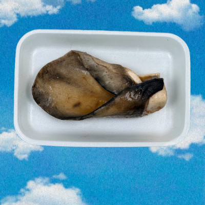 Уши говяжьи (очищенные) Уши говяжьи (очищенные) Уши это дополнительное питание в рационе собаки. В них достаточное количество эластина и коллагена. Данный вид субпродукта отлично подойдёт в виде лакомства.